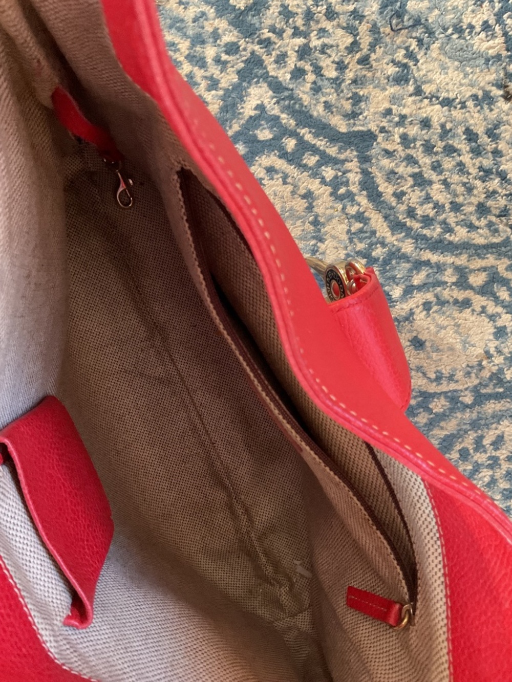 Dooney and Bourke hobo bag - Picture 12 of 13